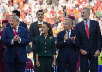 ¿Qué ocurrió entre Sheinbaum, Trump y Carney fuera de la cancha?