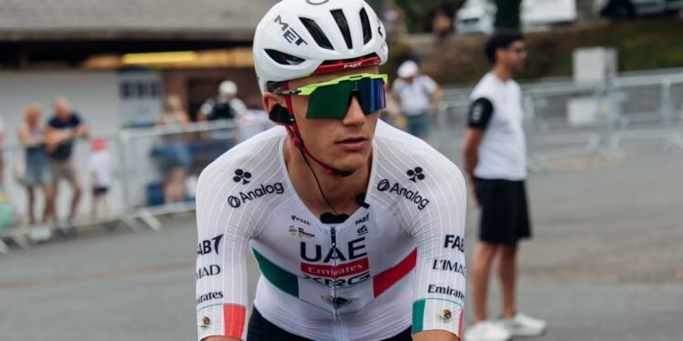 Isaac del Toro golpea primero y conquista el liderato del Tour de Alemania 2026