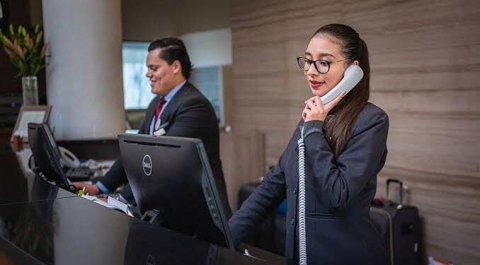 Turismo consolida su fuerza laboral: llega a máximo histórico y aporta 9.3% del empleo