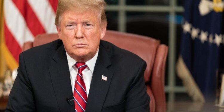 ¿Bajará la tensión comercial? Trump da tres días de respiro a Canadá
