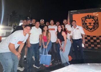 ¿Naranja por fuera, guinda por dentro? Cercanía de secretaria de Daniel Barreda con equipo morenista genera especulaciones