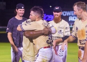 Piratas de Campeche asegura su lugar en los playoffs y apunta al campeonato
