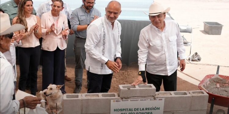 Primera piedra en Ures: RECSA y Humberto Armenta participan en obra hospitalaria