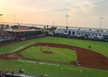 ¡Truena el cañonazo! Piratas de Campeche abren playoffs ante Pericos de Puebla