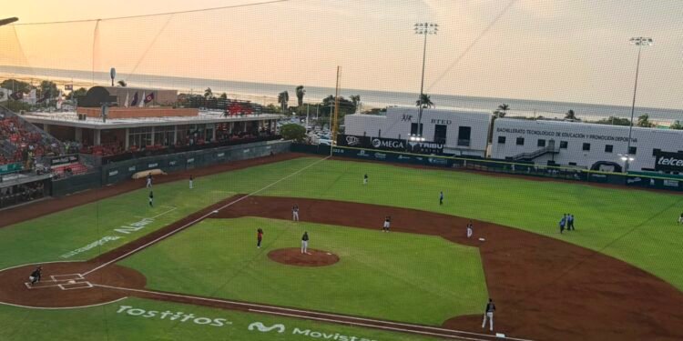¡Truena el cañonazo! Piratas de Campeche abren playoffs ante Pericos de Puebla