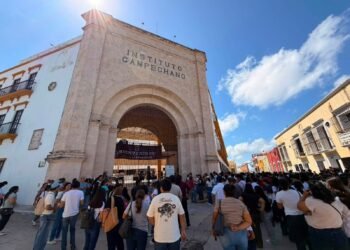 Instituto Campechano recibe a más de 850 estudiantes para el ciclo 2026-2027