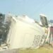 ¡Tráiler bloquea la federal 180! Caos y riesgo en el tramo Isla Aguada