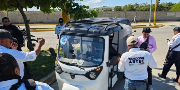 ¿Quién pone las reglas a los Pochimóvil? Candelaria se deslinda de acuerdos sobre horarios y rutas