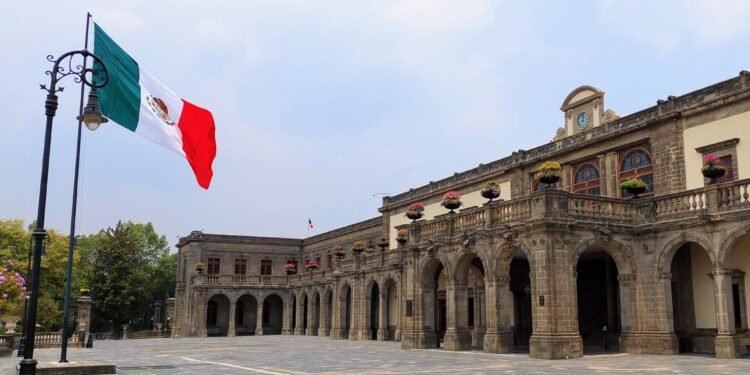 ¿Esconde información el INAH? Explica qué ocurre con la cena de la FIFA