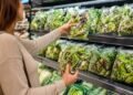Vuelven las ensaladas: Michigan retira la recomendación de evitar la lechuga