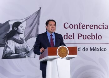 ¡La SEP también farmea aura! Mario Delgado se suma a la tendencia viral