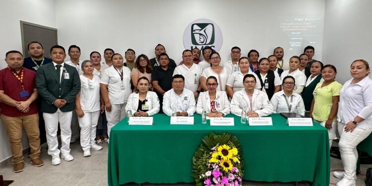 El IMSS pone la mira en la enfermería: así capacita a su nueva generación