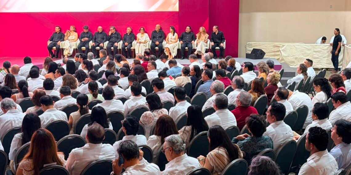 ¿Quiénes respaldaron a Layda? Líderes del sureste se dan cita en su V Informe