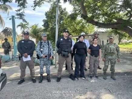 ¡De todo como en botica! Cateo en Champotón destapa arsenal, vehículos y dinero