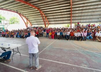 Rafa Marín va al sur de QRoo: dialoga con el PT y escucha las demandas del campo