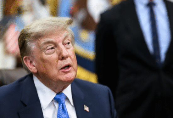 Trump pone freno a Medicaid: fuera fondos para hormonas y cirugías de menores trans