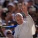 León XIV inicia histórica visita a Francia y verá la Santa Túnica de Cristo