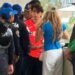 ¡Del micrófono al veto! Seguridad encara a Santiago Domínguez en el Estadio Banorte
