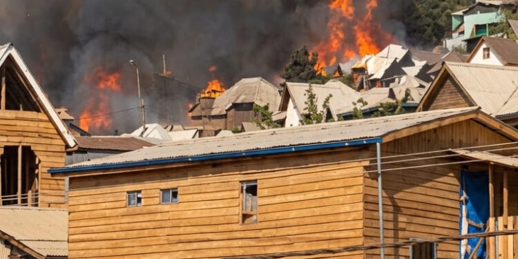 Fueron a la escuela y ocurrió una tragedia: incendio deja 24 estudiantes muertos