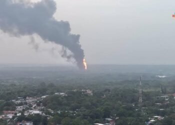 Incendio mortal en Veracruz: explosión deja tres fallecidos dentro de planta salinera