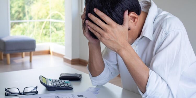 ¿No te alcanza para pagar al banco? No hay cárcel, pero sí consecuencias
