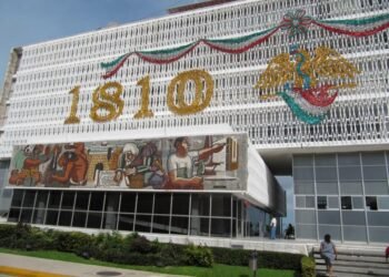 Puentazo patrio en Campeche: burócratas suspenden labores 17 y 18 de septiembre