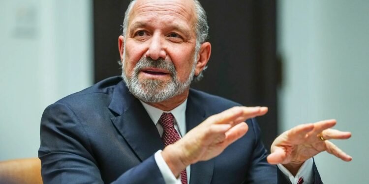 Sheinbaum recibirá a Howard Lutnick para abordar el futuro comercial de México y EU