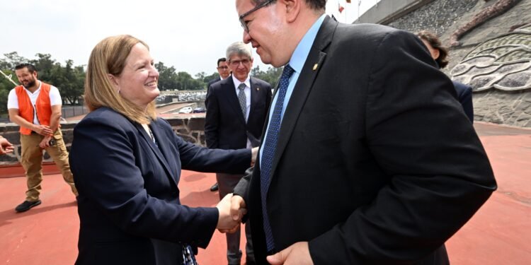 Mural de Diego Rivera en el Estadio Olímpico recibirá manita de gato de EU