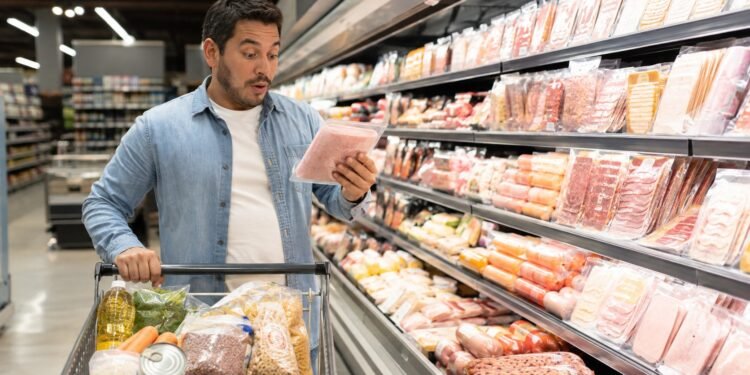 Golpe a la despensa: estos alimentos con exceso de sodio podrían elevar su precio