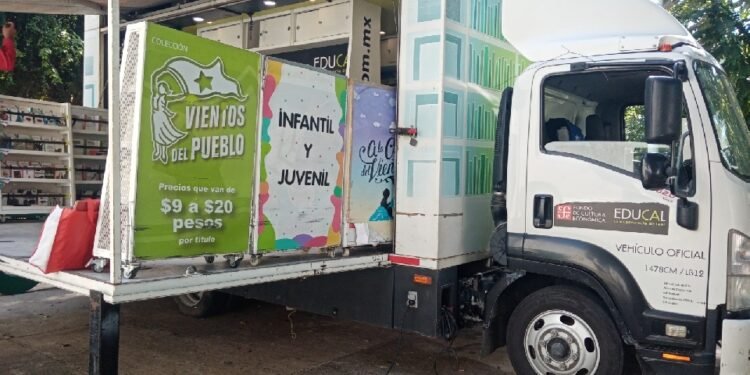 Libros sobre ruedas: el librobús llevará lectura a los 13 municipios de Campeche