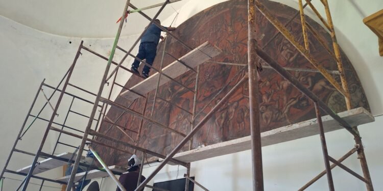 ¿Podrías imaginar el tamaño de estas pinturas? Regresan a un templo de Oaxaca