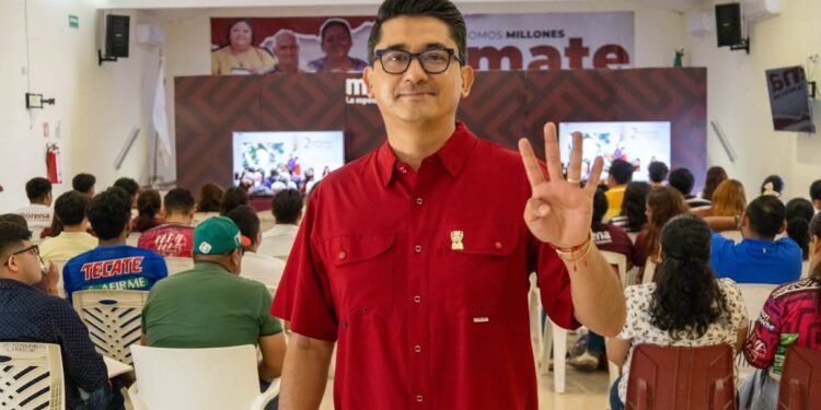 Exaspirante de Morena exige la renuncia de Erick Reyes por presunta corrupción