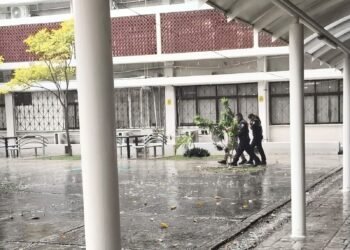 ¿Qué ocurrió en la prepa Ermilo Sandoval? Localizan a un hombre en un sanitario
