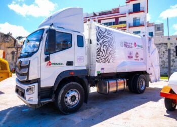 Pemex abre la cartera en Campeche: llegan equipos y anuncian millonaria obra en Champotón
