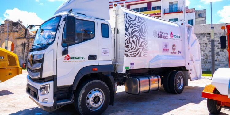 Pemex abre la cartera en Campeche: llegan equipos y anuncian millonaria obra en Champotón