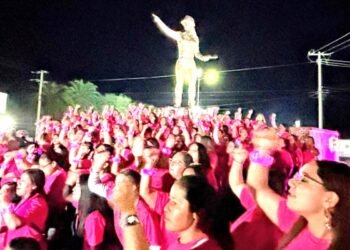 Una mujer minera ya es símbolo: Caborca inaugura monumento único en América Latina