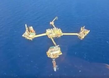 A 50 metros bajo el mar: así avanza Pemex en la reparación del ducto de Ek-Balam