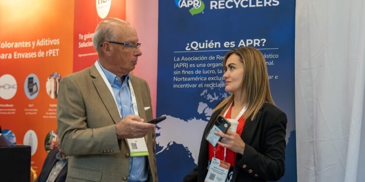 ¿Tu empaque realmente se puede reciclar? La nueva ley pone el diseño bajo la lupa