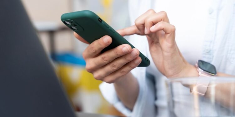 ¿Tu compañía de telefonía o internet no cumple? Estos son tus derechos como usuario