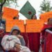 Una vacuna, un documento y siete días sin su bebé: familia triqui exige reparación