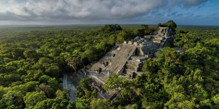 ¿Te atreves a pedalear entre la selva maya? Llega el MTB Xpujil-Calakmul