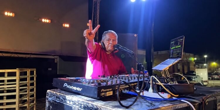 ¡A desempolvar los pasos! Campeche tendrá Noche Retro con música y baile gratis
