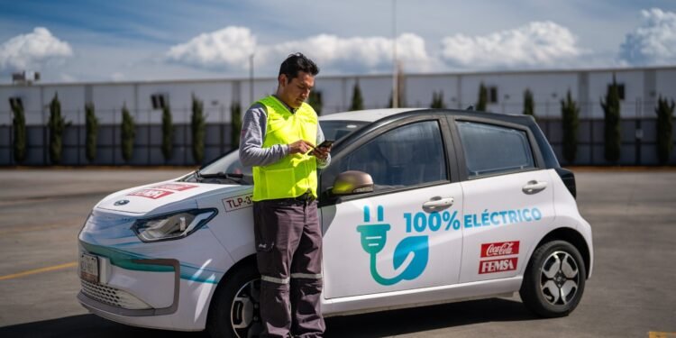 Coca-Cola FEMSA logra récord de 82 puntos en evaluación de sostenibilidad