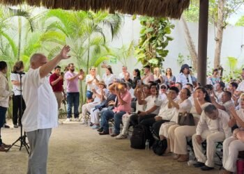 Se mueve Morena en Cancún; Rafael Marín formaliza registro para coordinación municipal