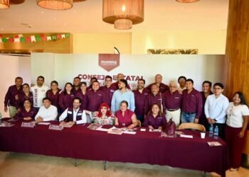Eduardo Castillo respalda a diputados de Morena en Campeche y llama al diálogo
