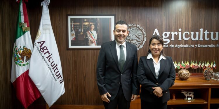 Ulises Mejía Haro se integra a Agricultura con énfasis en productividad y uso responsable del agua