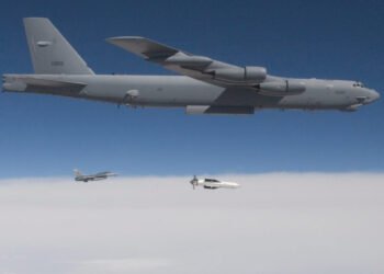 Planes de ataque contra Irán por parte de Estados Unidos implicarían el uso de la llamada Madre de Todas las Bombas