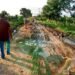 ¡Basta de caminos intransitables! Campesinos y menonitas hacen el trabajo