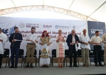 Sheinbaum inaugura rehabilitación de hospital en Ciudad del Carmen