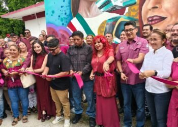¿La nueva postal política rumbo a 2027? Morena estrena mural